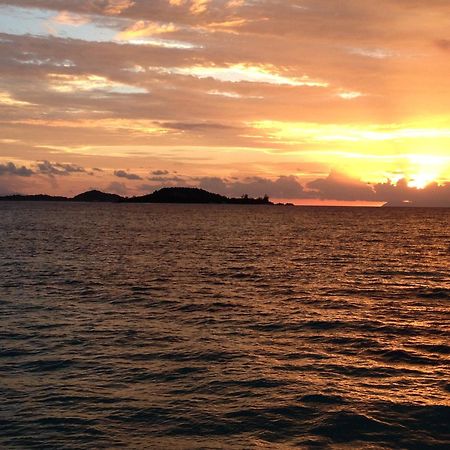 วิลลา ดู โวยาจเจอร์ Apartment Grand Anse  ภายนอก รูปภาพ